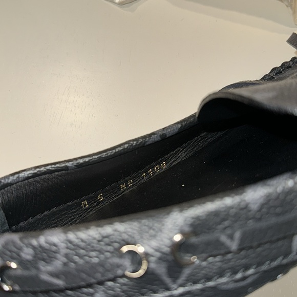 Authentic men’s Louis Vuitton loafers - Picture 3 of 3